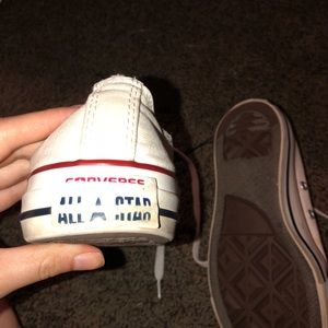 white low top converse size 6 womans